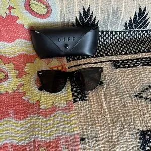 Diff Eyewear | Accessories | Ladies Or Gentlemen These Are  display picture 1